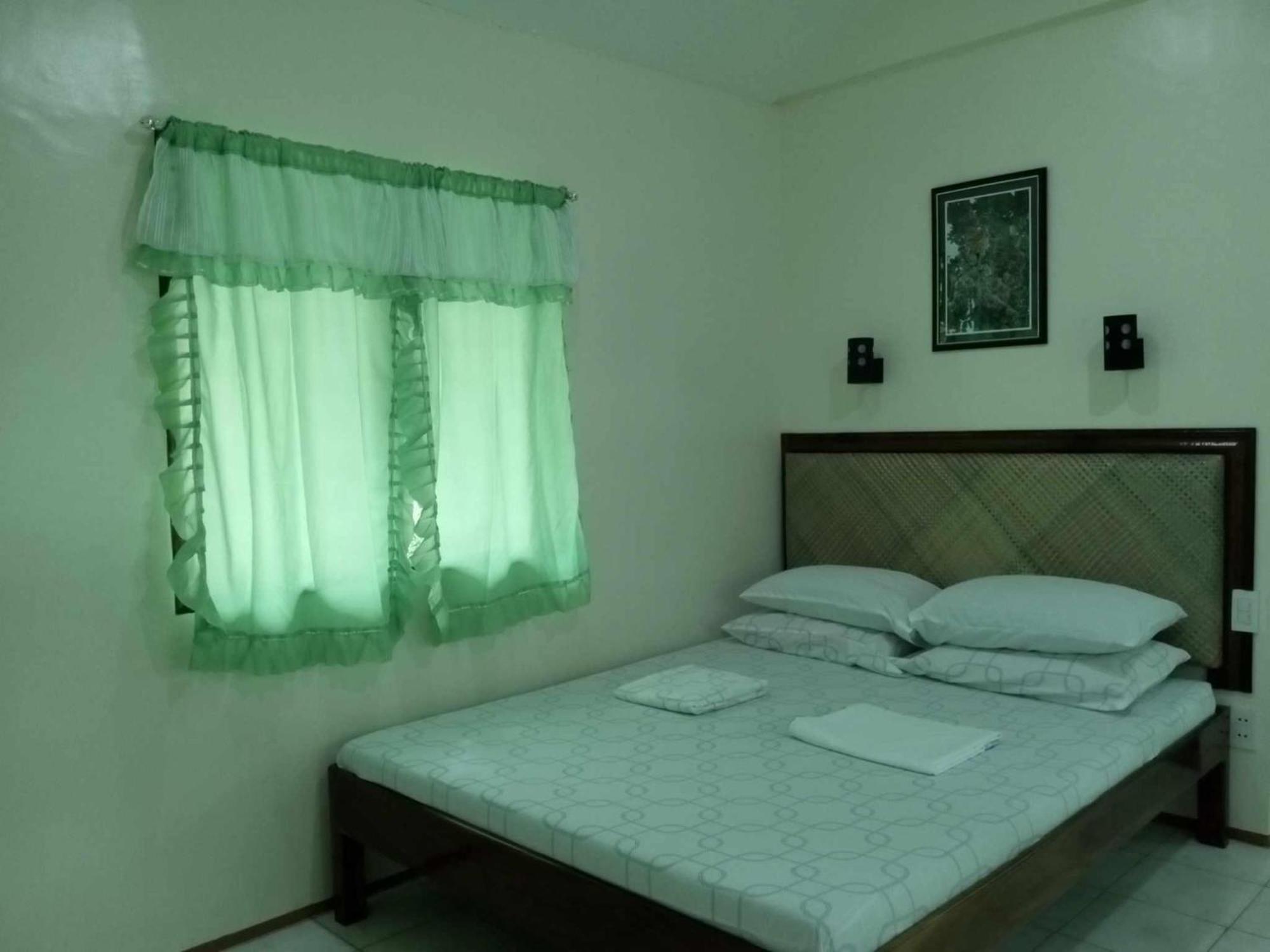 Camiguin Lanzones Resort Mambajao Exterior photo