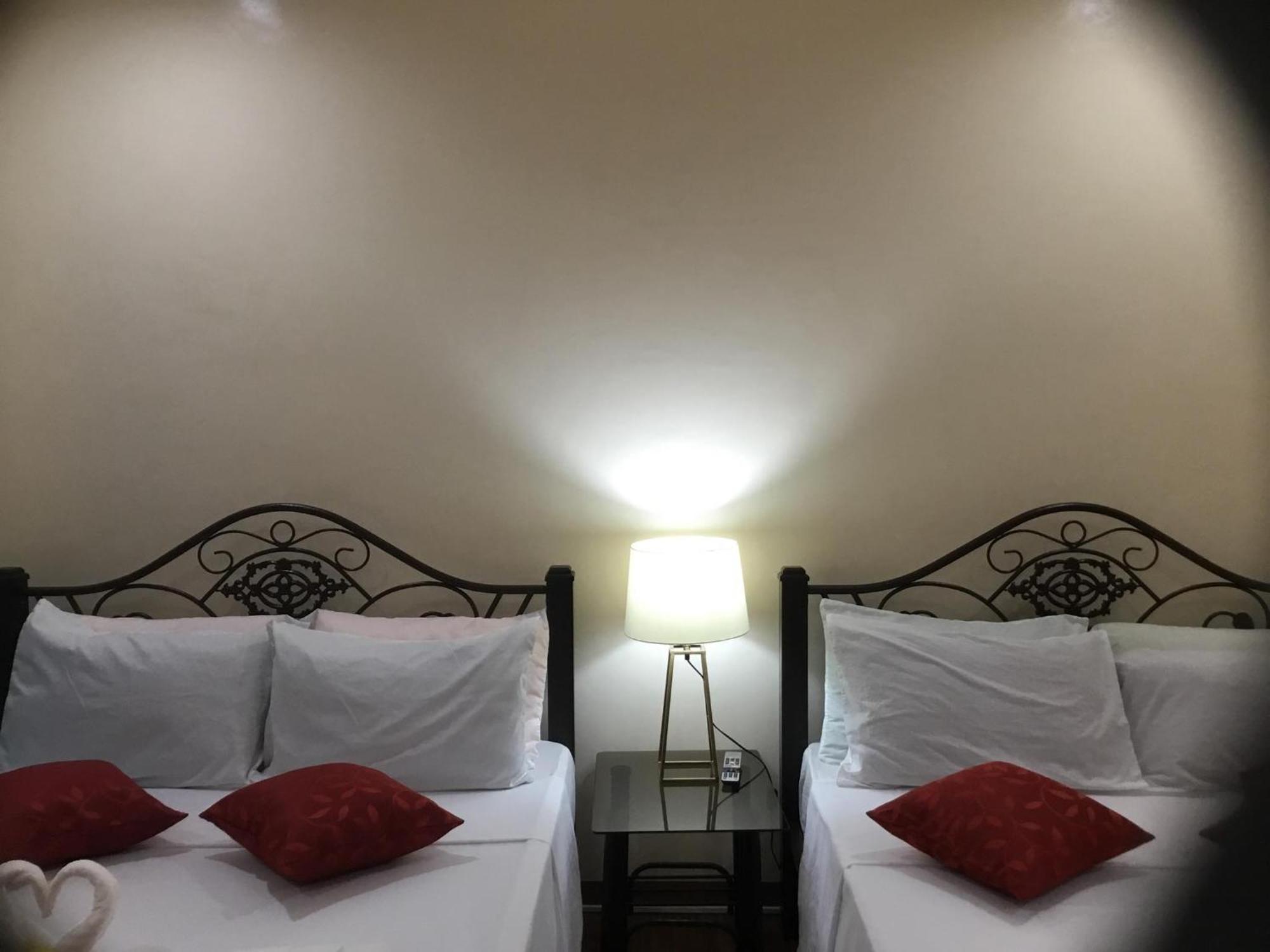 Camiguin Lanzones Resort Mambajao Exterior photo