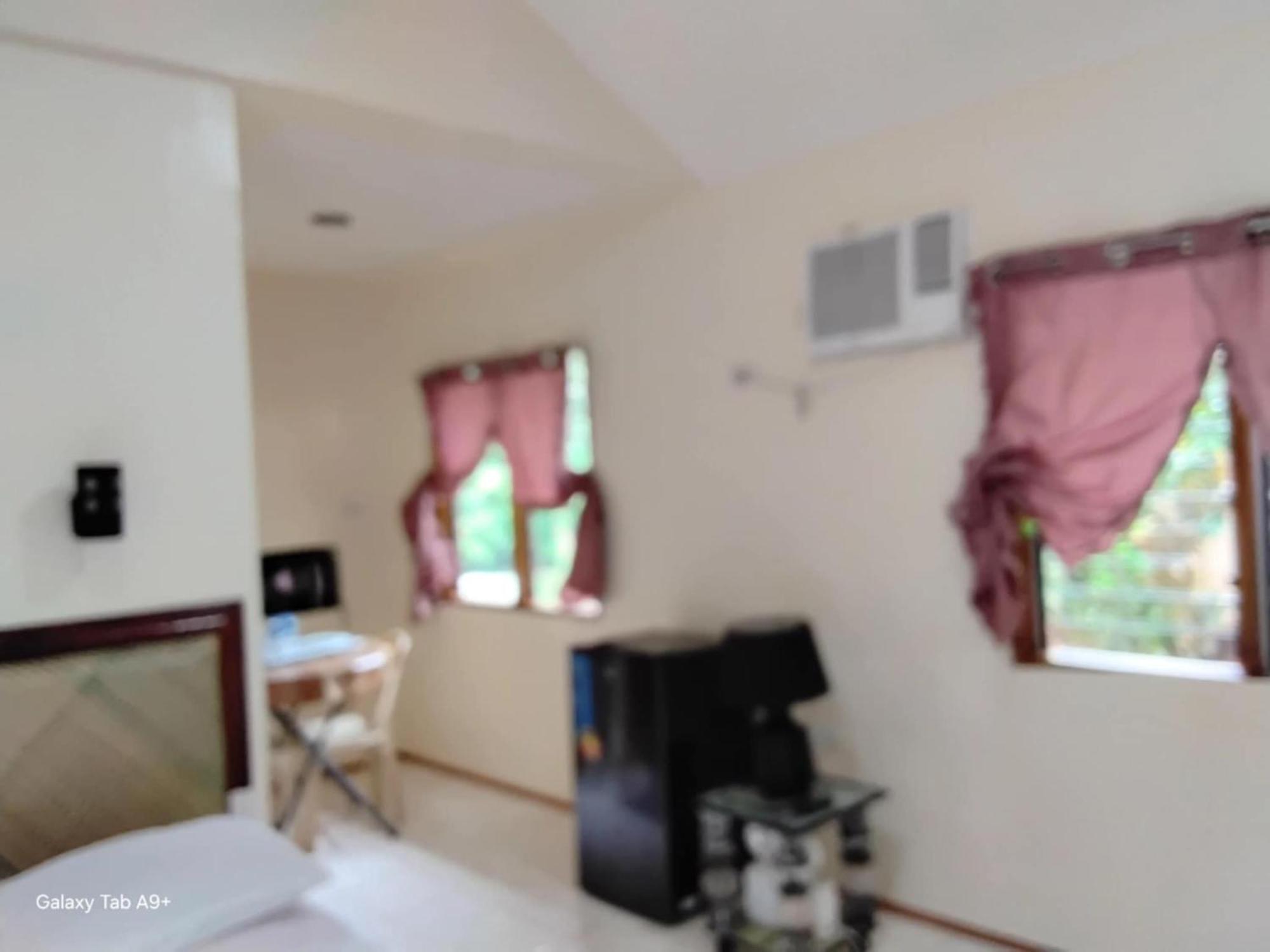 Camiguin Lanzones Resort Mambajao Room photo