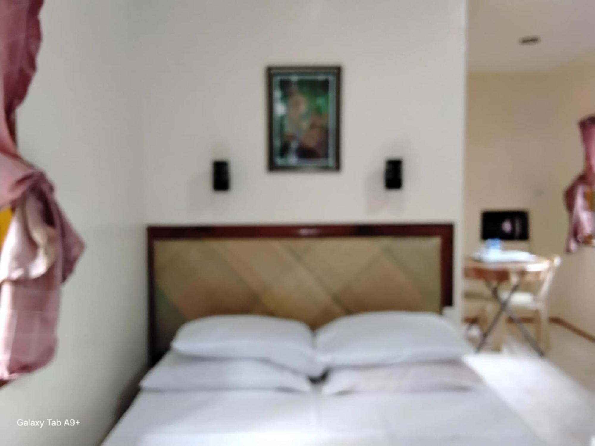 Camiguin Lanzones Resort Mambajao Room photo