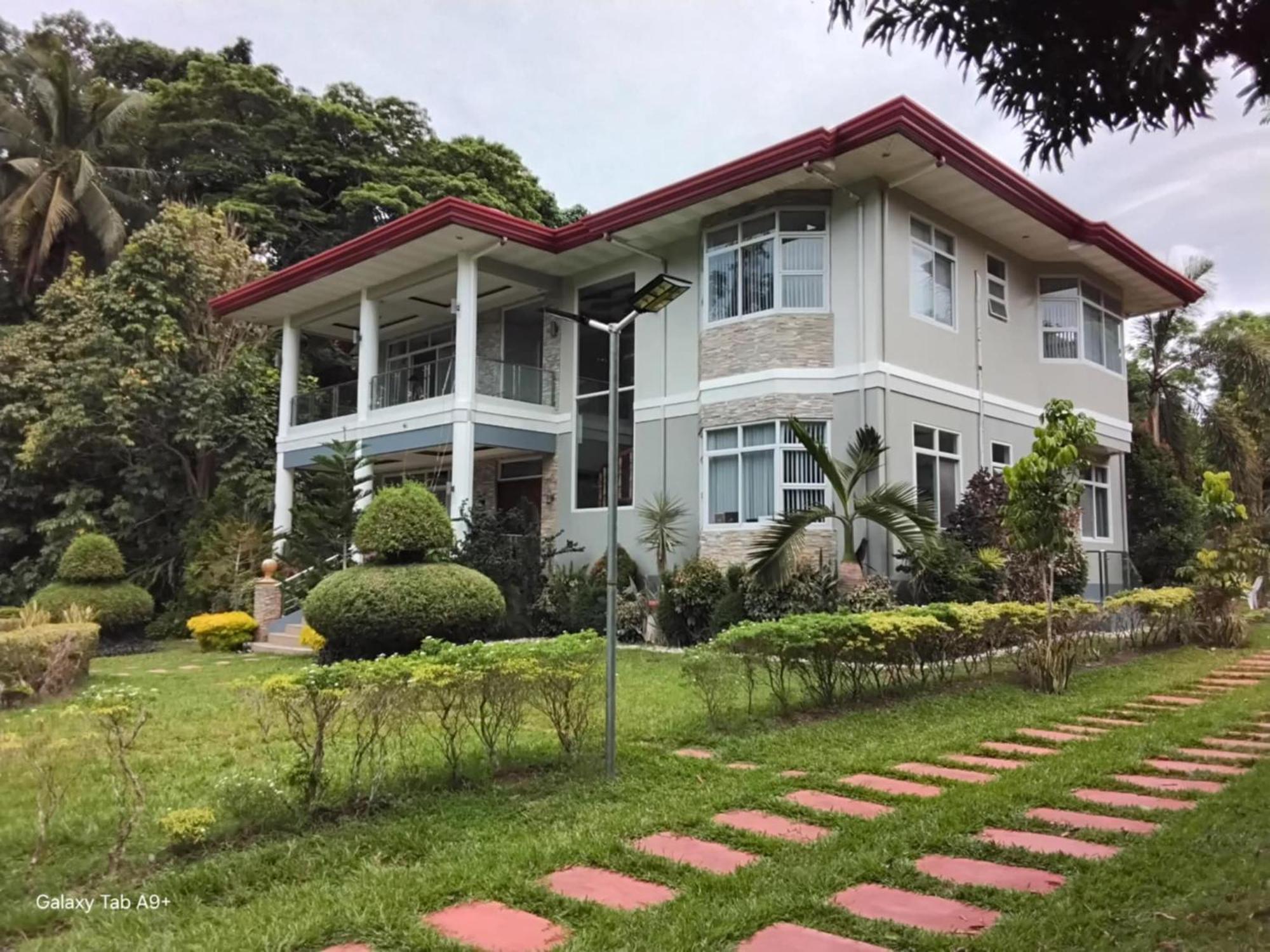 Camiguin Lanzones Resort Mambajao Exterior photo
