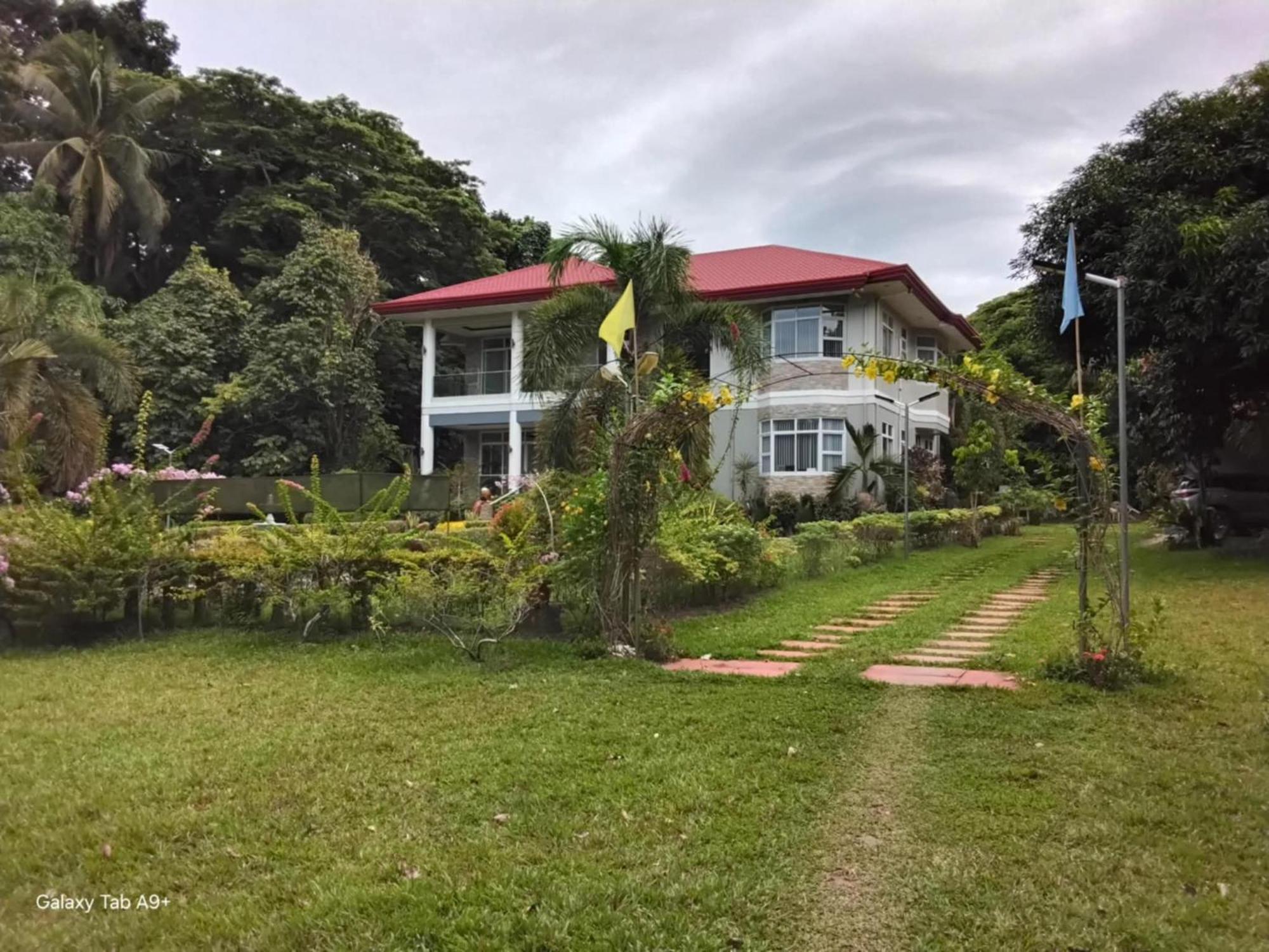 Camiguin Lanzones Resort Mambajao Exterior photo
