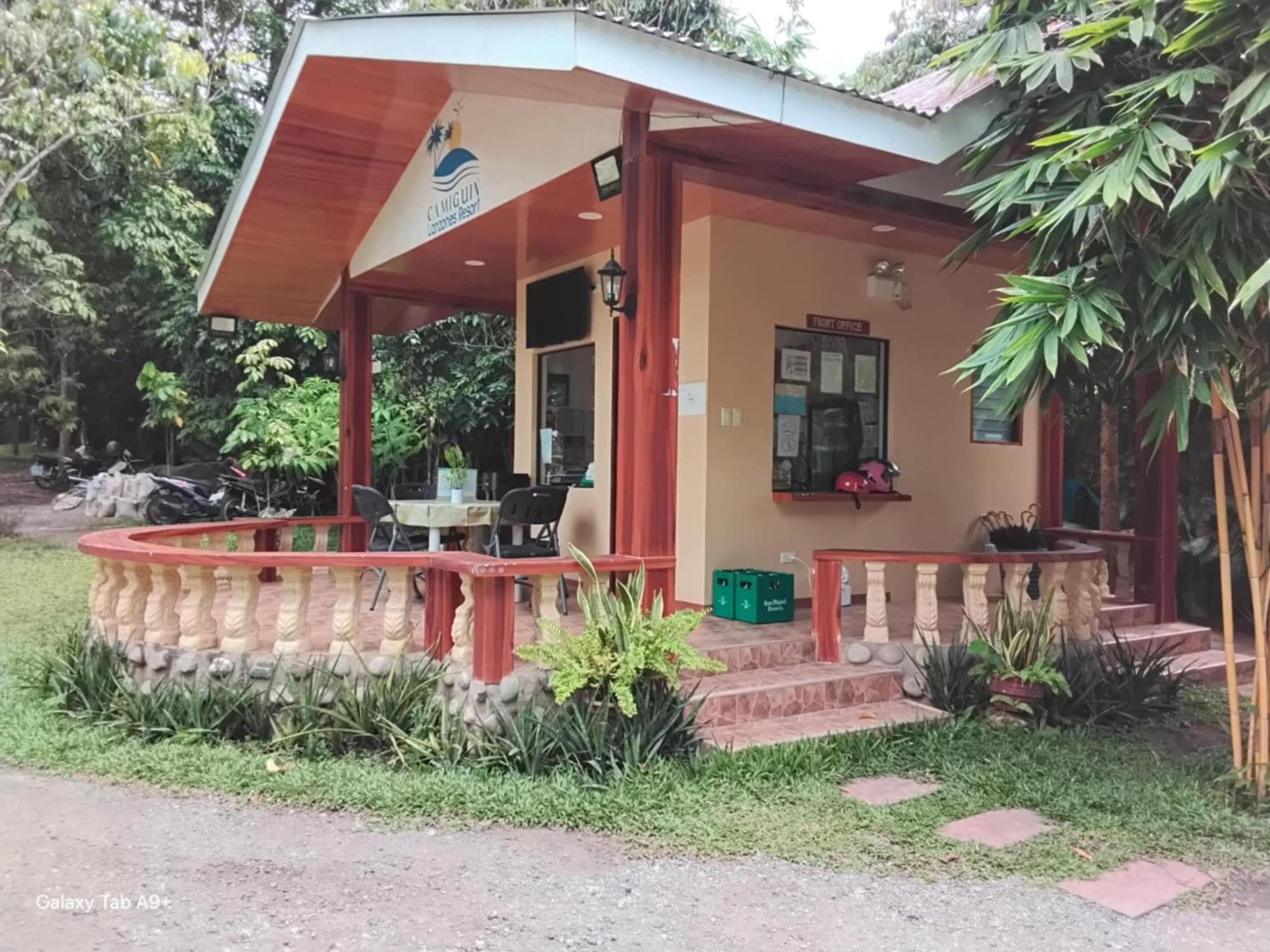 Camiguin Lanzones Resort Mambajao Exterior photo