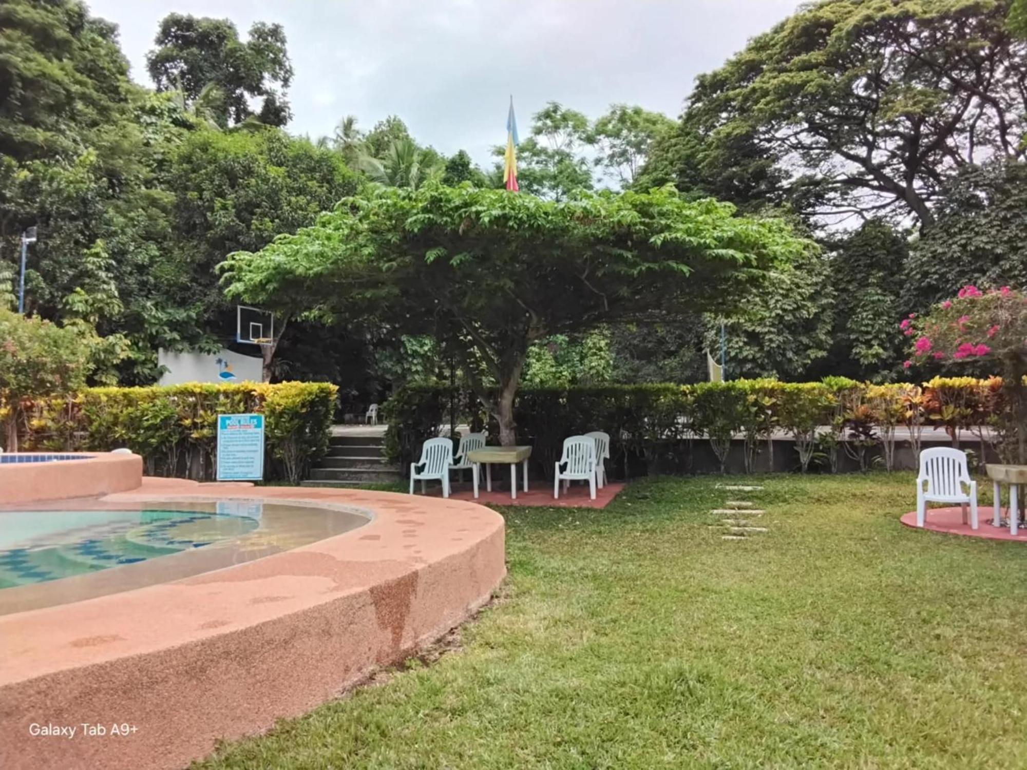Camiguin Lanzones Resort Mambajao Exterior photo