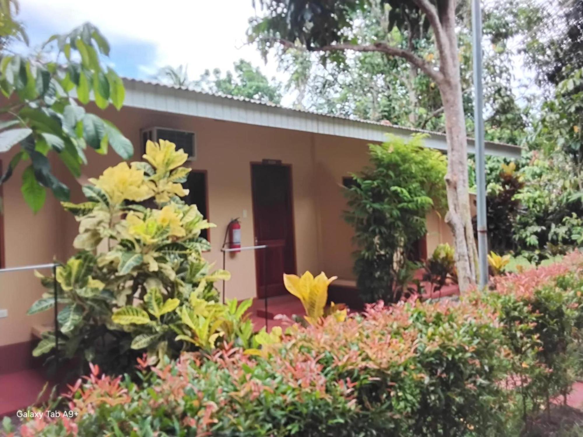 Camiguin Lanzones Resort Mambajao Room photo