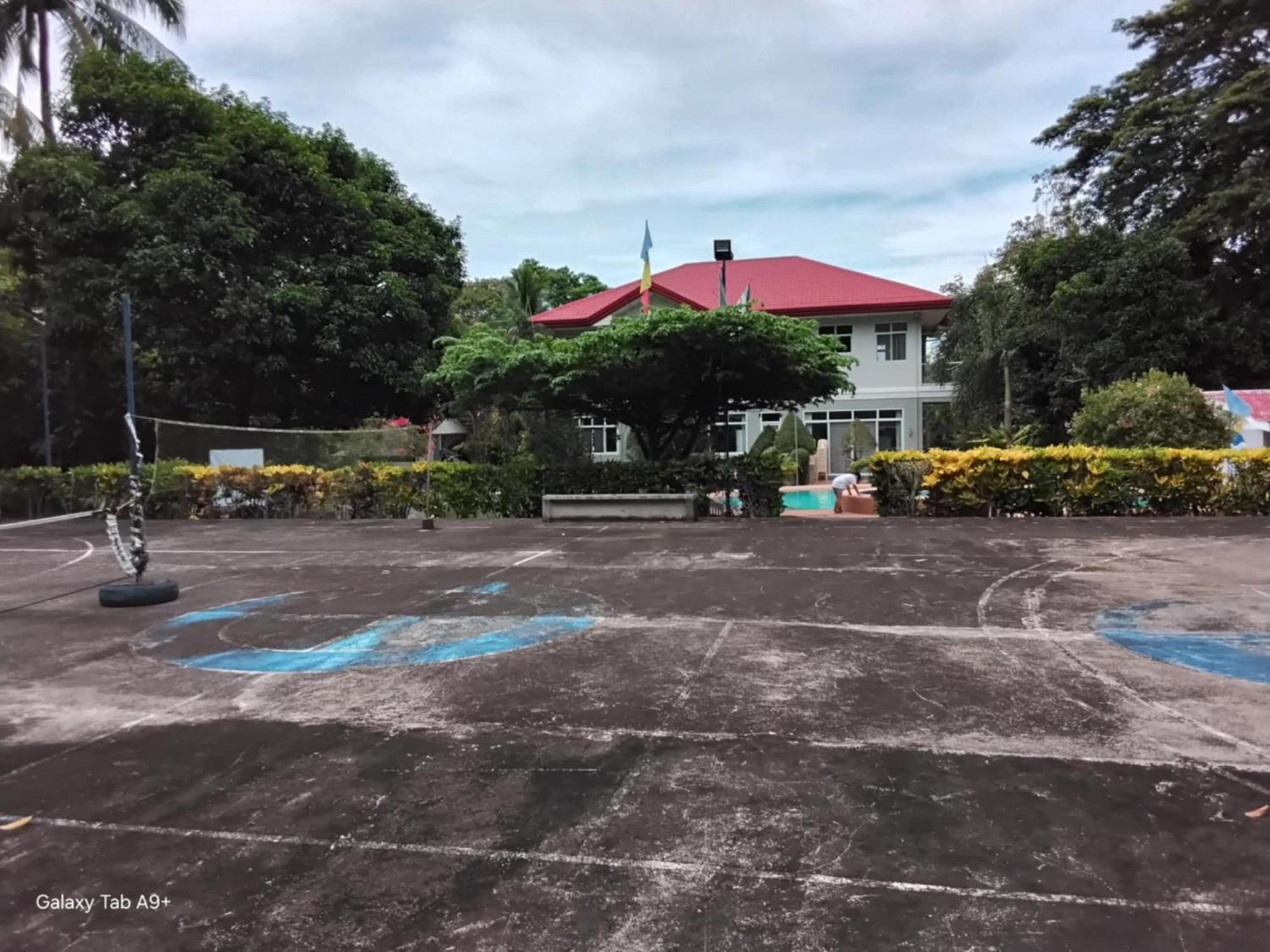 Camiguin Lanzones Resort Mambajao Exterior photo