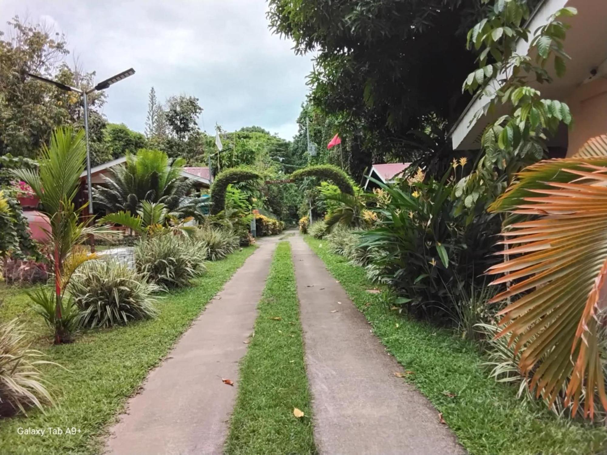 Camiguin Lanzones Resort Mambajao Exterior photo