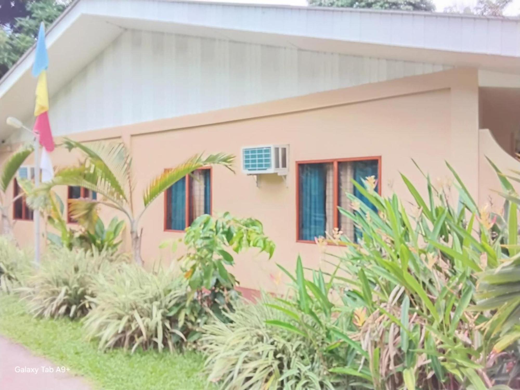 Camiguin Lanzones Resort Mambajao Room photo