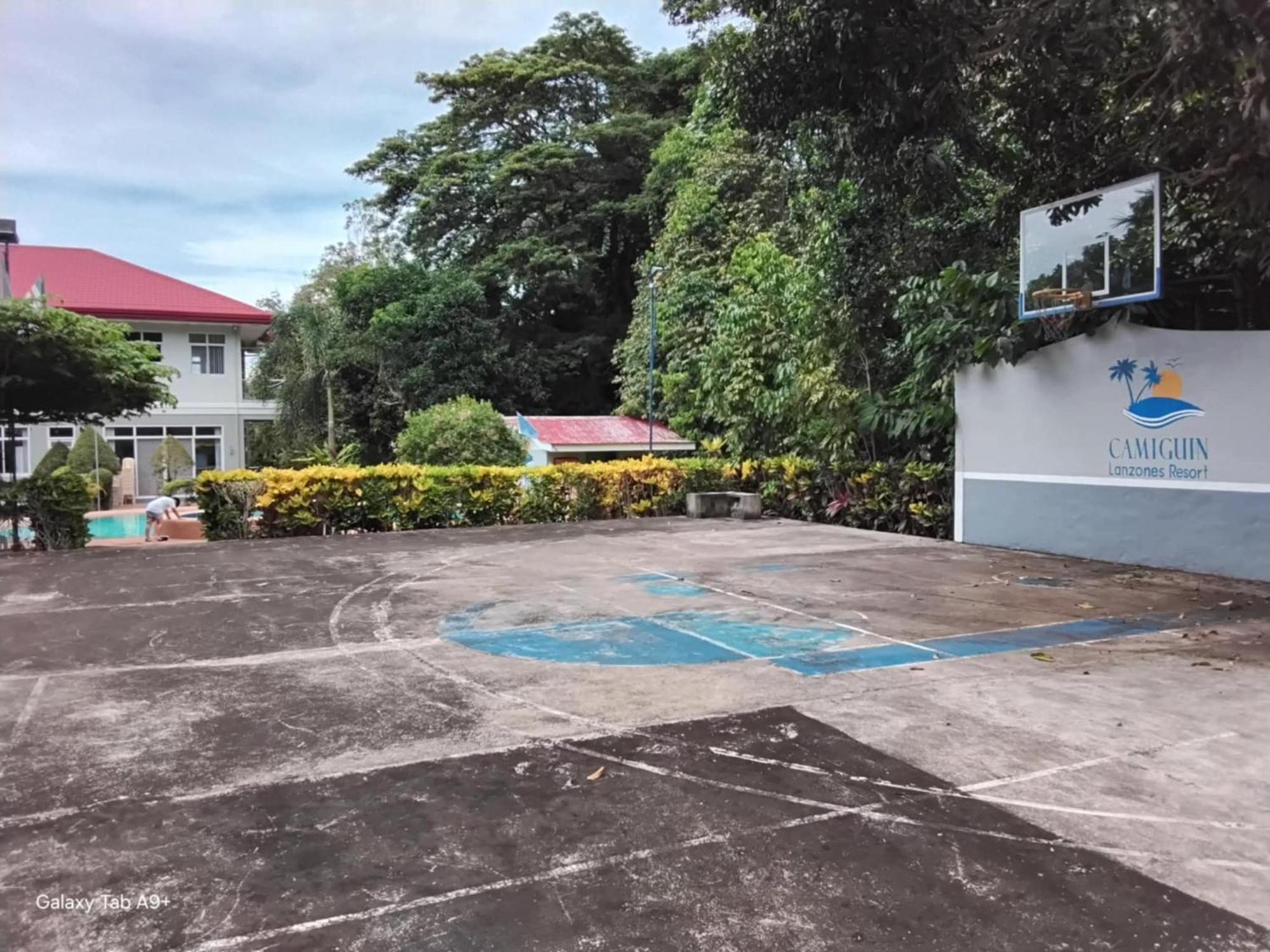 Camiguin Lanzones Resort Mambajao Exterior photo